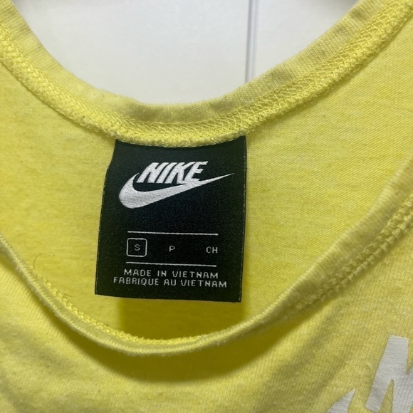 Nike Tank Top Womens Small  Gray & Yellow Sleeveless Cropped - Picture 2 of 3